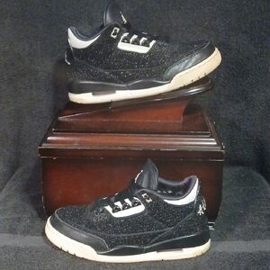 Jordan Black and White Athletic Shoes
